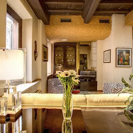 Spanish Steps Apartman